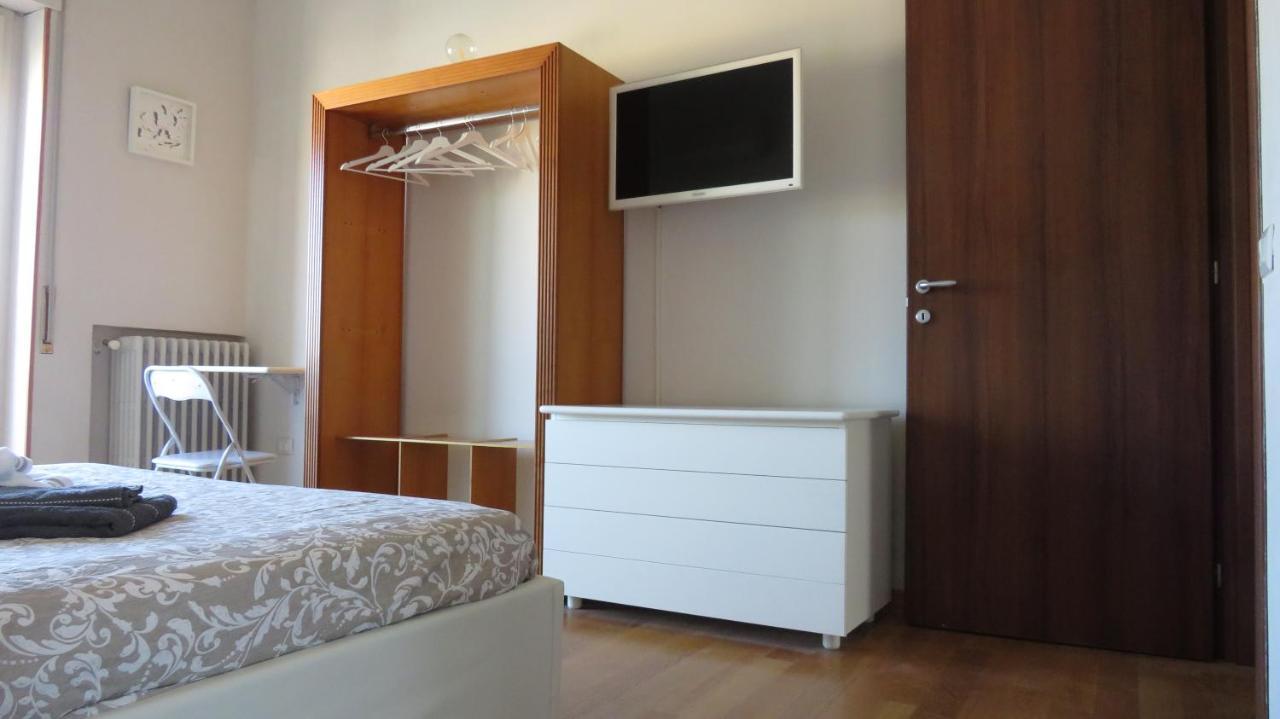 Luna Rossa Rooms Cagliari Ngoại thất bức ảnh