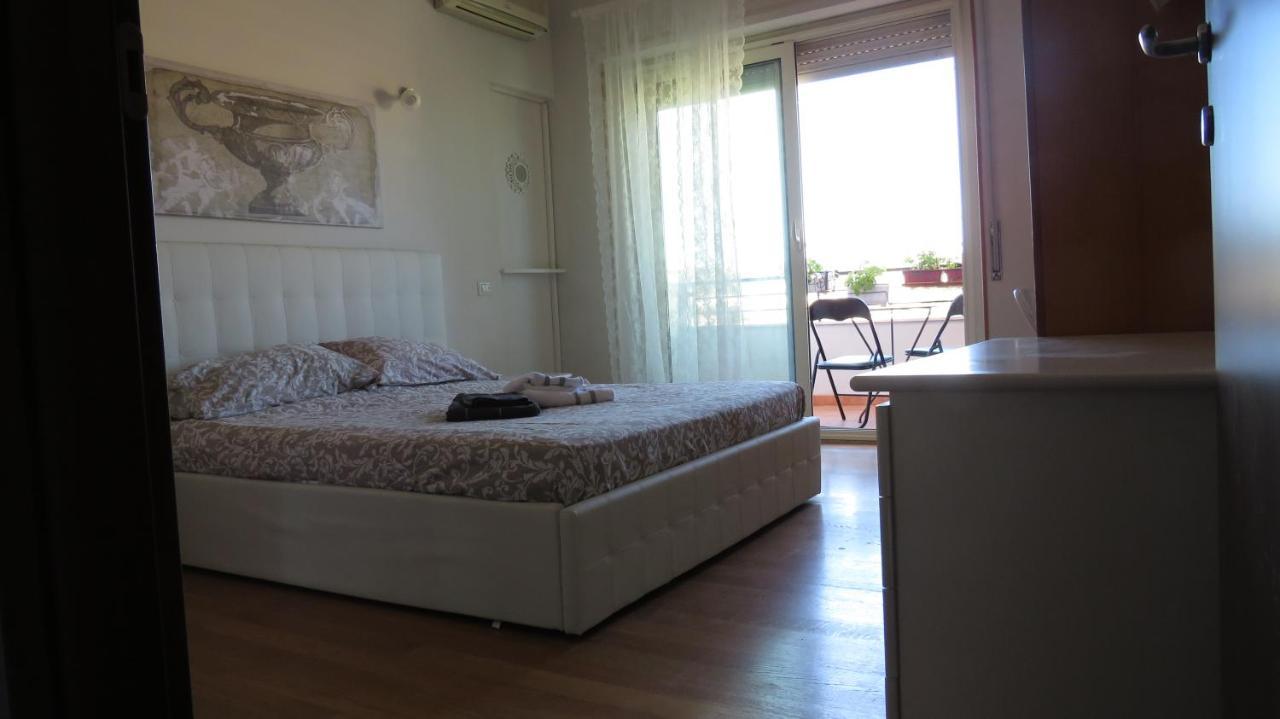 Luna Rossa Rooms Cagliari Ngoại thất bức ảnh