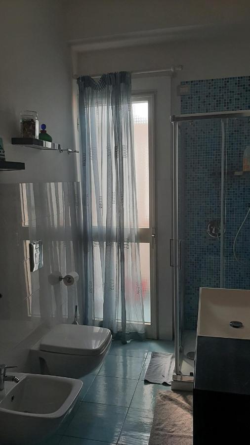 Luna Rossa Rooms Cagliari Ngoại thất bức ảnh