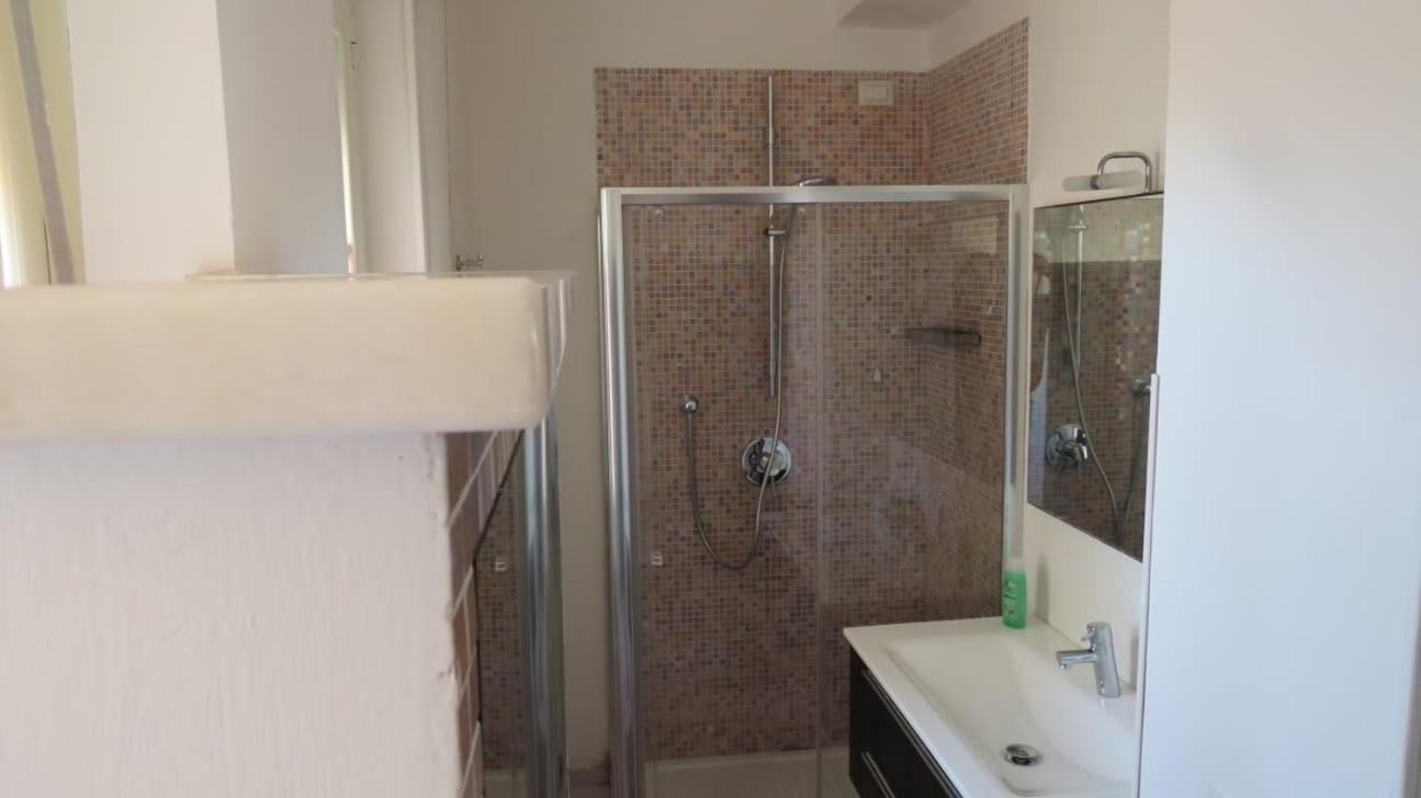 Luna Rossa Rooms Cagliari Phòng bức ảnh